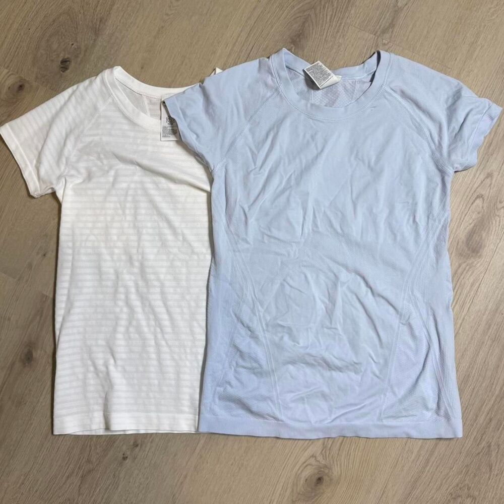 Athleta white & blue workout tops, Size S